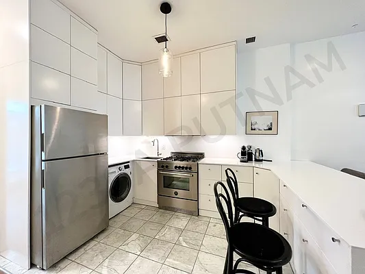 Rented by Owner | media 11