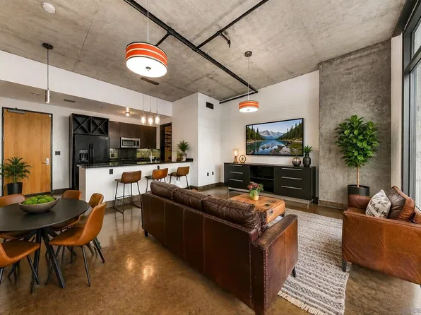 1050 Island Ave Unit 211, San Diego, CA 92101
