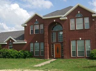 400 County Road 369, Taylor, TX 76574