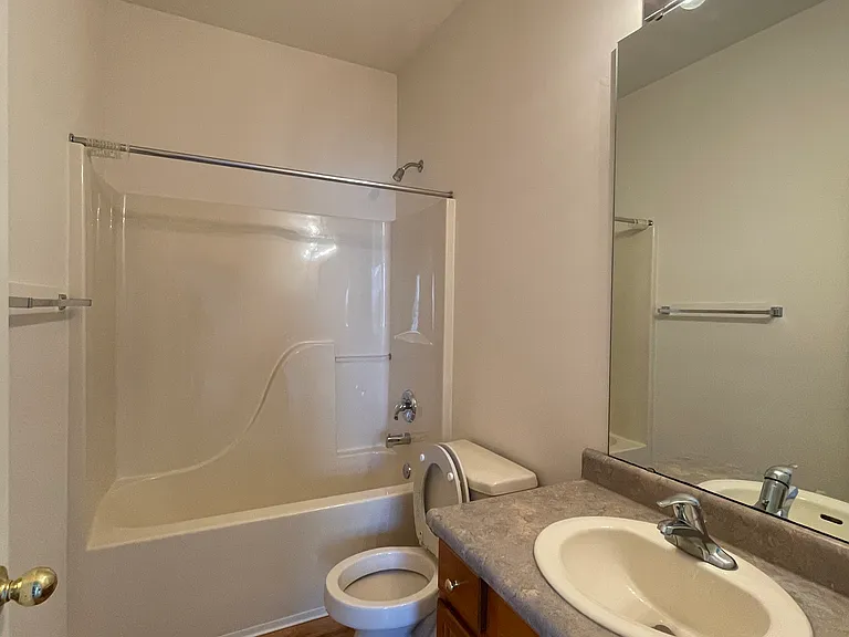 2875 Parkview Dr — Photo 17