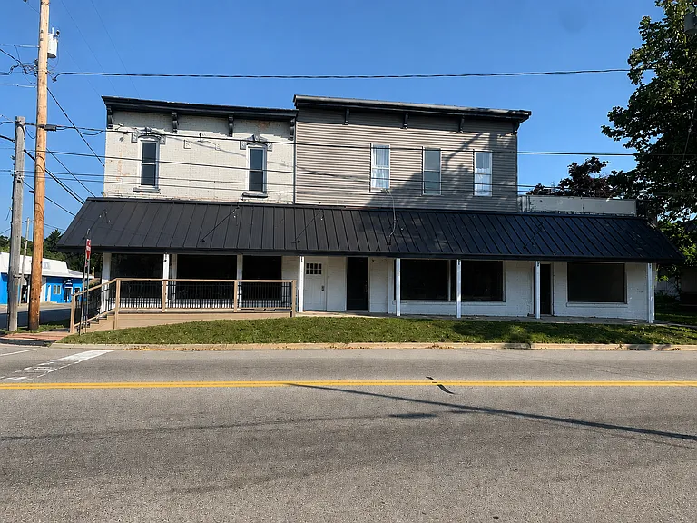 7 E Muskegon St #B — Photo 7