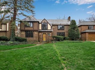 85 Greenaway Rd, Amherst, NY 14226