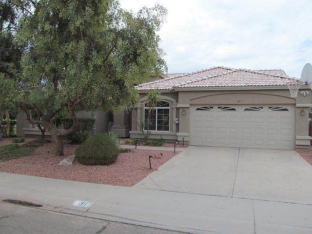 1st image of 311 W Calle De Caballos