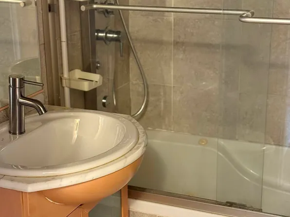 2546 East 13th Street image 18 of 24