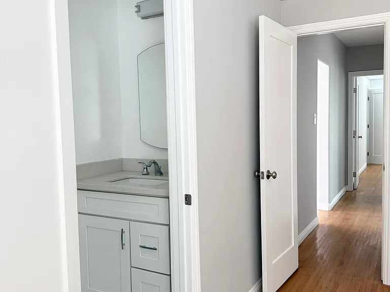 5907 Pickford St — Photo 16