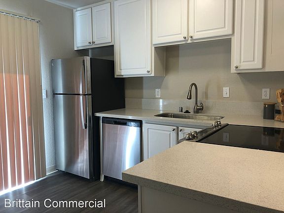 2nd image of 2113 O St APT 11