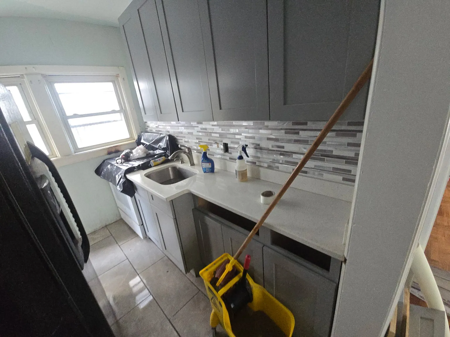 3 bed, $3,000 — Photo 3