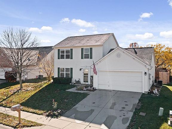 2nd image of 733 Woodcote Ln