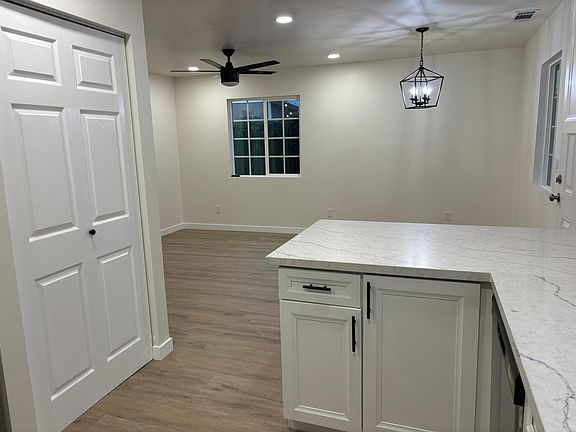 3rd image of 645 Claire Ave