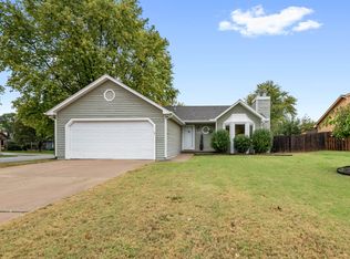 1630 S Willow Oak Ct, Wichita, KS 67230