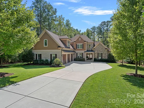 4573 Firethorn Ct, Denver, NC 28037