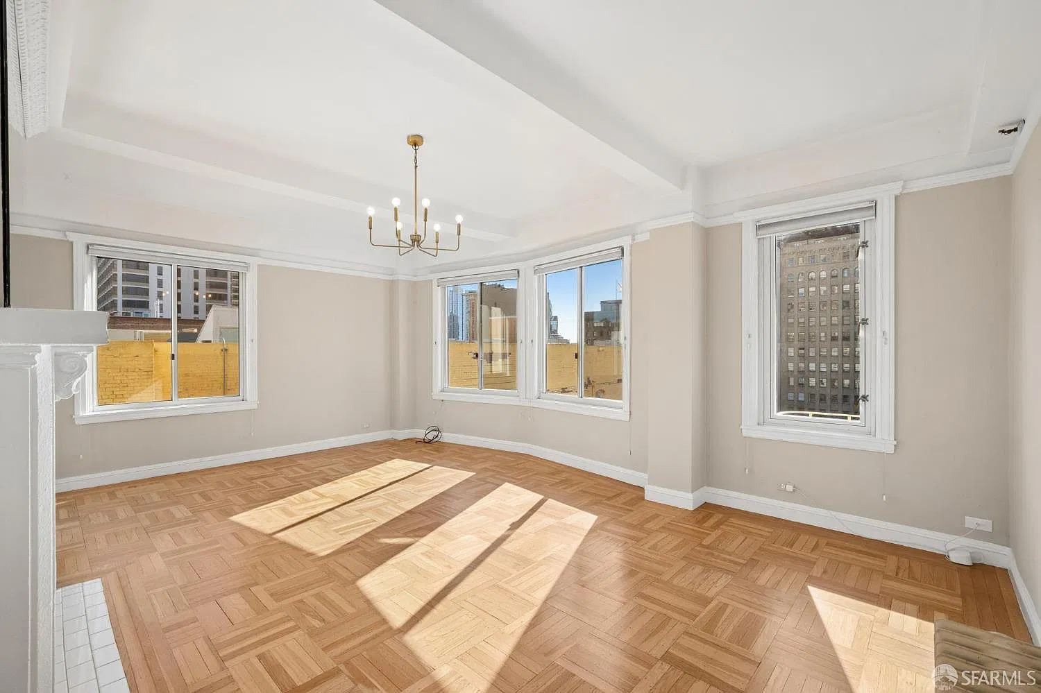 1 bed, 1.0 bath, 750 sqft, $4,200 — Photo 2