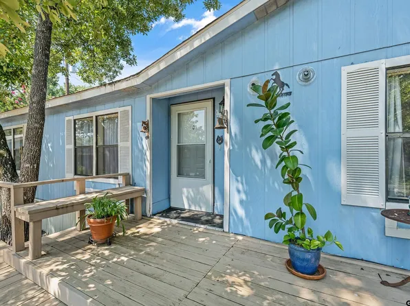 110 W Sycamore Ln, Murchison, TX 75778