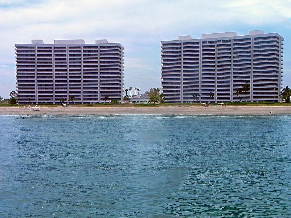 Home For Sale In Addison On The Ocean