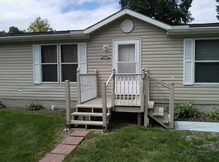 1861 Ashcroft Dr, Oregon, OH 43616