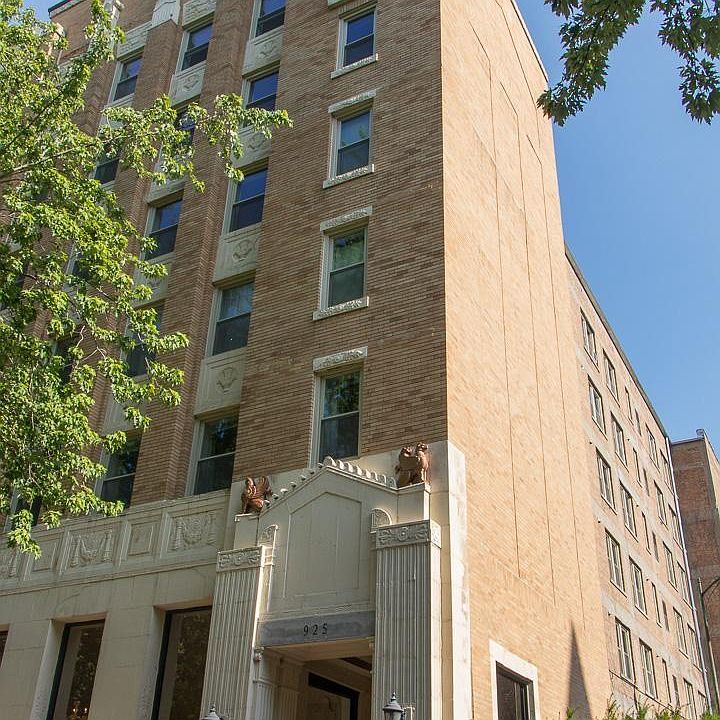 1st image of 925 W Carmen Ave APT 7D