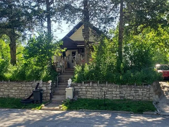 211 N 33rd St, Kansas City, KS 66102