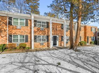 151 Courtland Ave APT 4D, Stamford, CT 06902