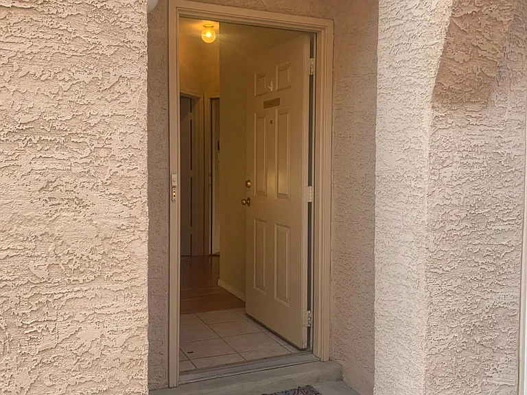 6501 San Antonio Dr NE #4602 — Photo 3