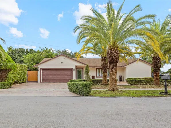 1695 N Bluebird Ln, Homestead, FL 33035
