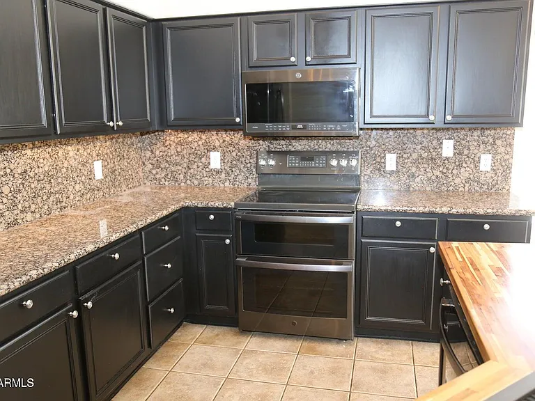 9345 E Caribbean Ln — Photo 4