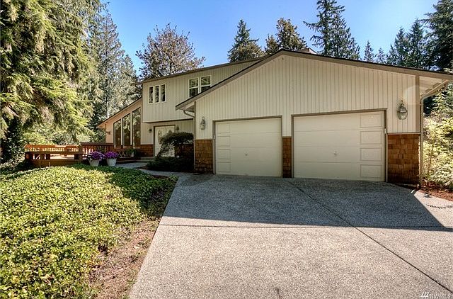 1st image of 20607 NE 181st Pl