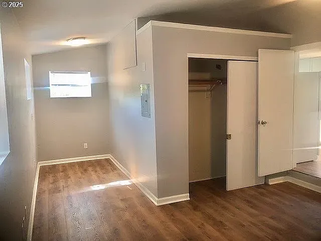 725 NE Denver St #B-B-1 — Photo 7