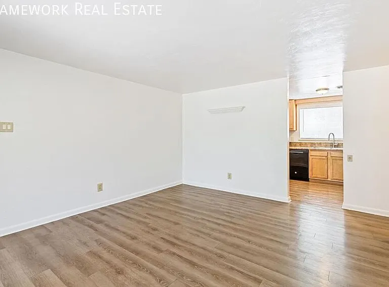 1689 Reed St #4 — Photo 9
