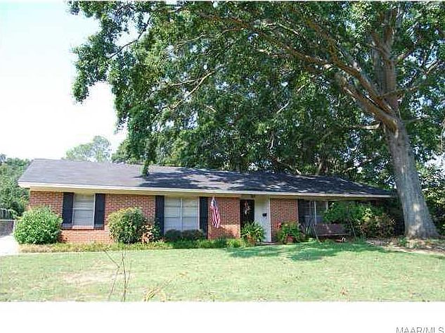 1st image of 504 E Moye Dr