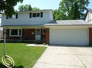 1st image of 32611 Lyndon St