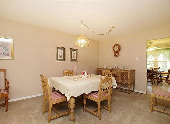 5th image of 14468 Rosant Ct
