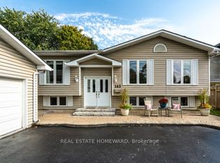 145 Carlson Dr, Newmarket, ON L3Y3H1
