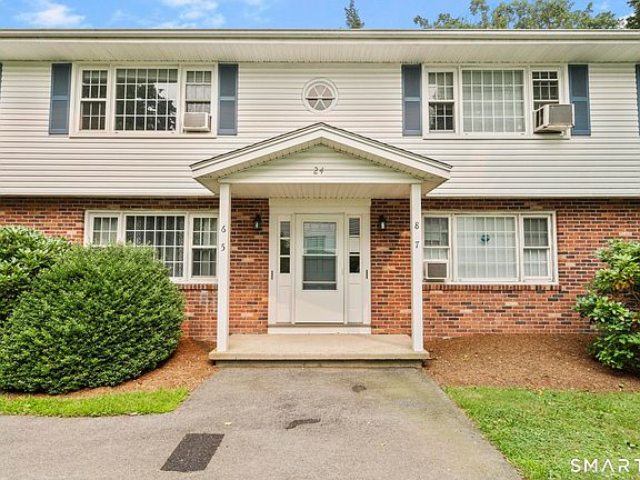 3rd image of 24 College Street #6