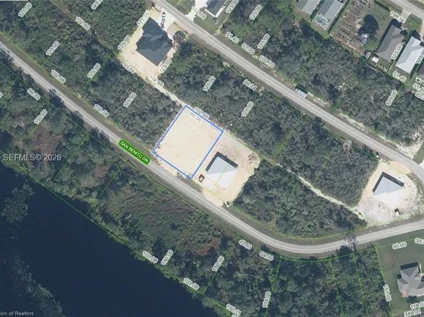 7033 San Benito Dr, Sebring, FL 33872