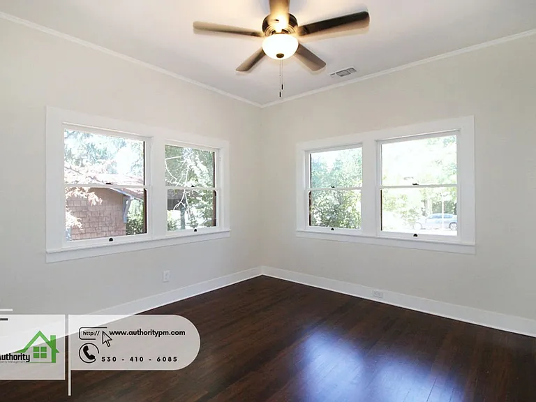 1428 Chestnut St — Photo 7