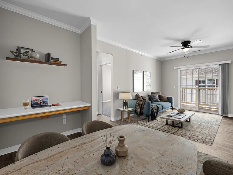 Tiedmann - 2 Bed / 2 Bath - 1,042 Sq.Ft.