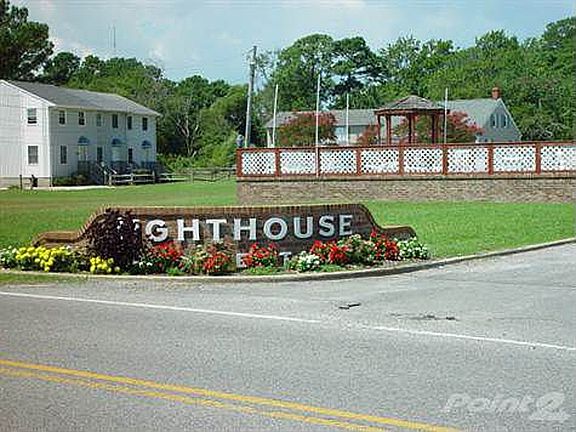 Entrance to Lighthouse Estates