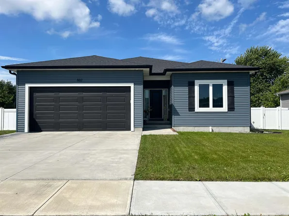 802 Ferguson Dr, Norfolk, NE 68701