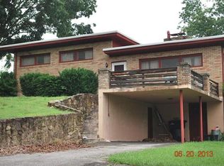 4859 Showalter Rd NW, Roanoke, VA 24017