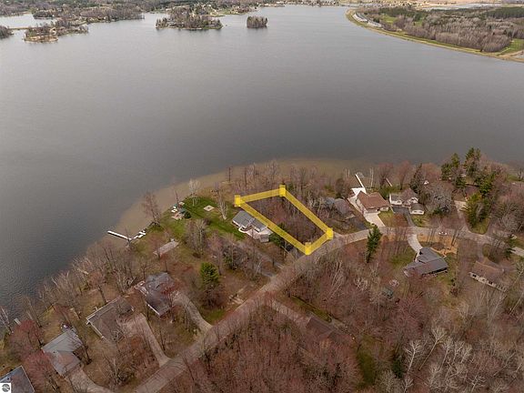 2nd image of Xx N Salisbury Lot 36