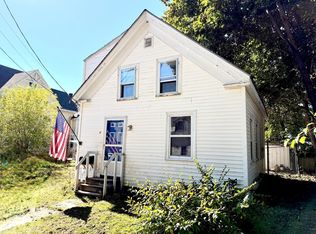 32 Warren St, Rockland, ME 04841