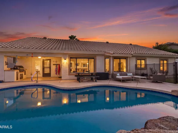 2734 E VISTA Drive, Phoenix, AZ 85032