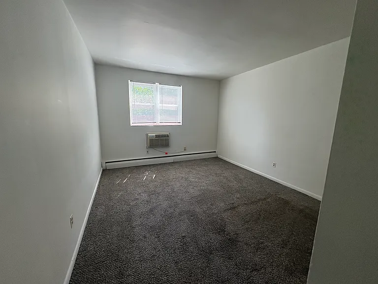 1029 Broadway #B5 — Photo 5