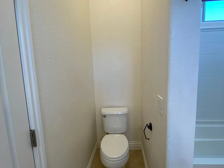 3611 Oakleaf Ave — Photo 36