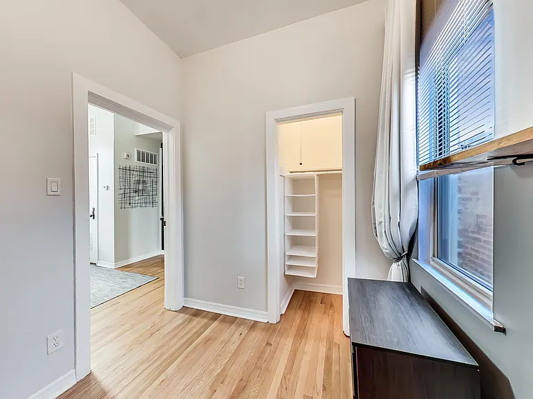 850 S Loomis St #3 — Photo 11