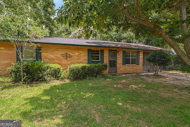 1st image of 205 Debra Dr