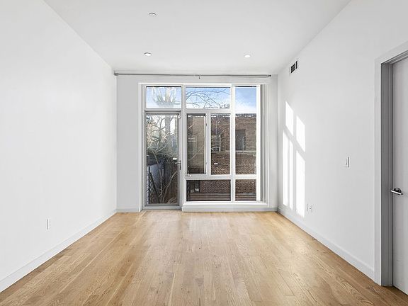 4th image of 13 Melrose St APT 2-B