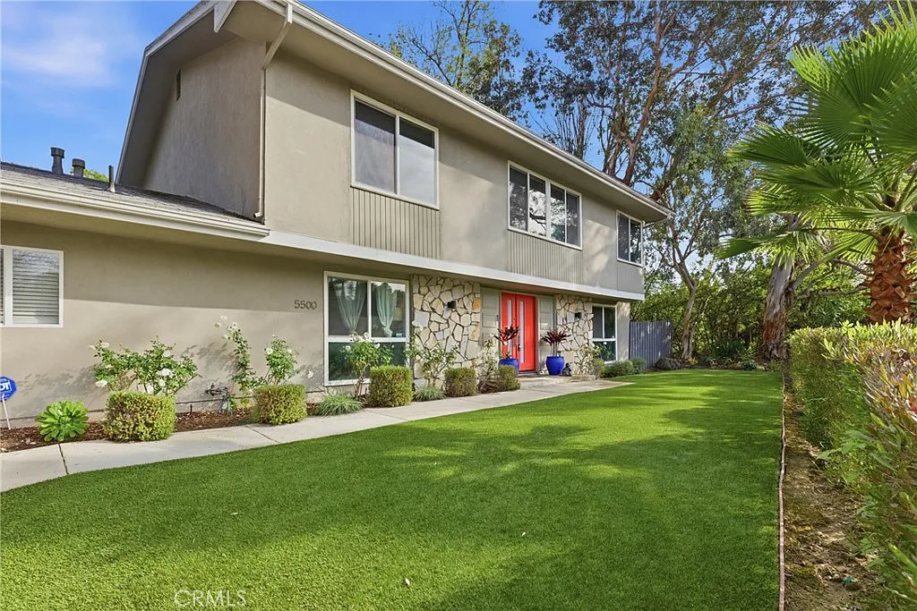 Building Photo - 5500 Blanco Ave