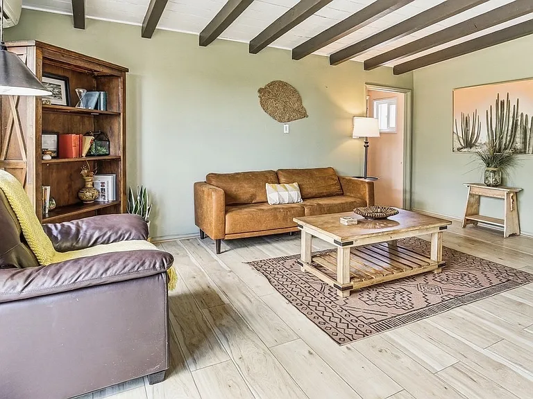 61638 El Reposo Cir — Photo 12