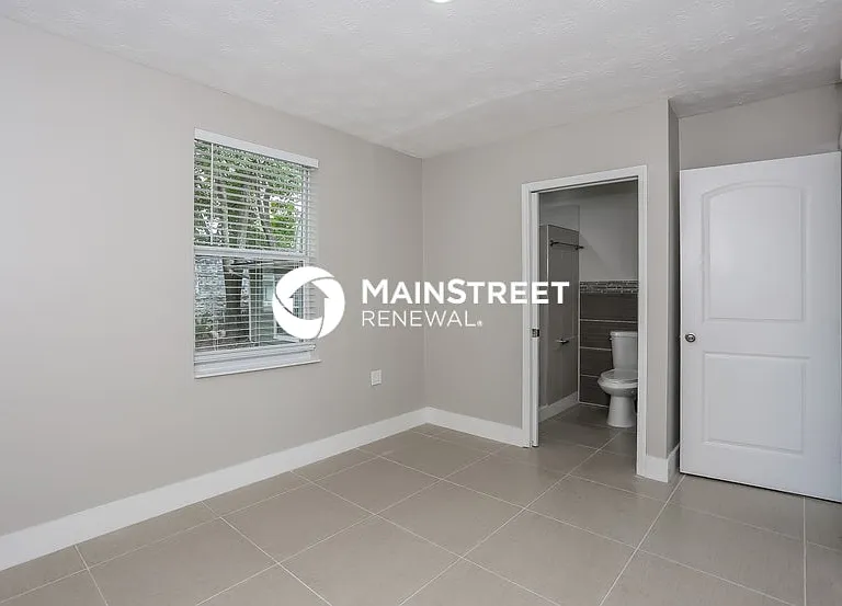 9064 Polk Ave — Photo 13